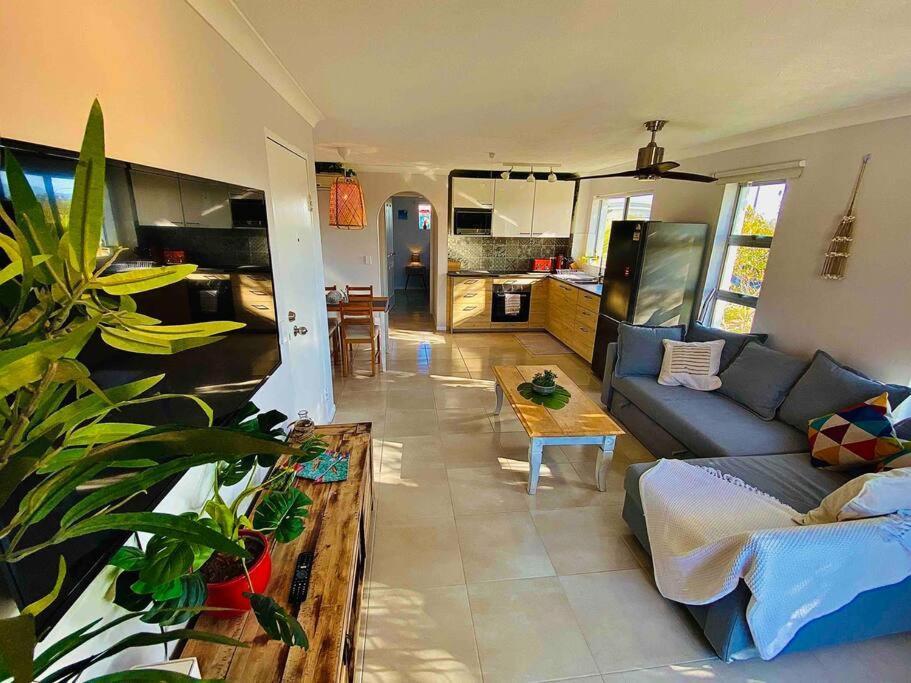 Broadbeach, Stylish Apartment Close To Everything Голд-Кост Екстер'єр фото